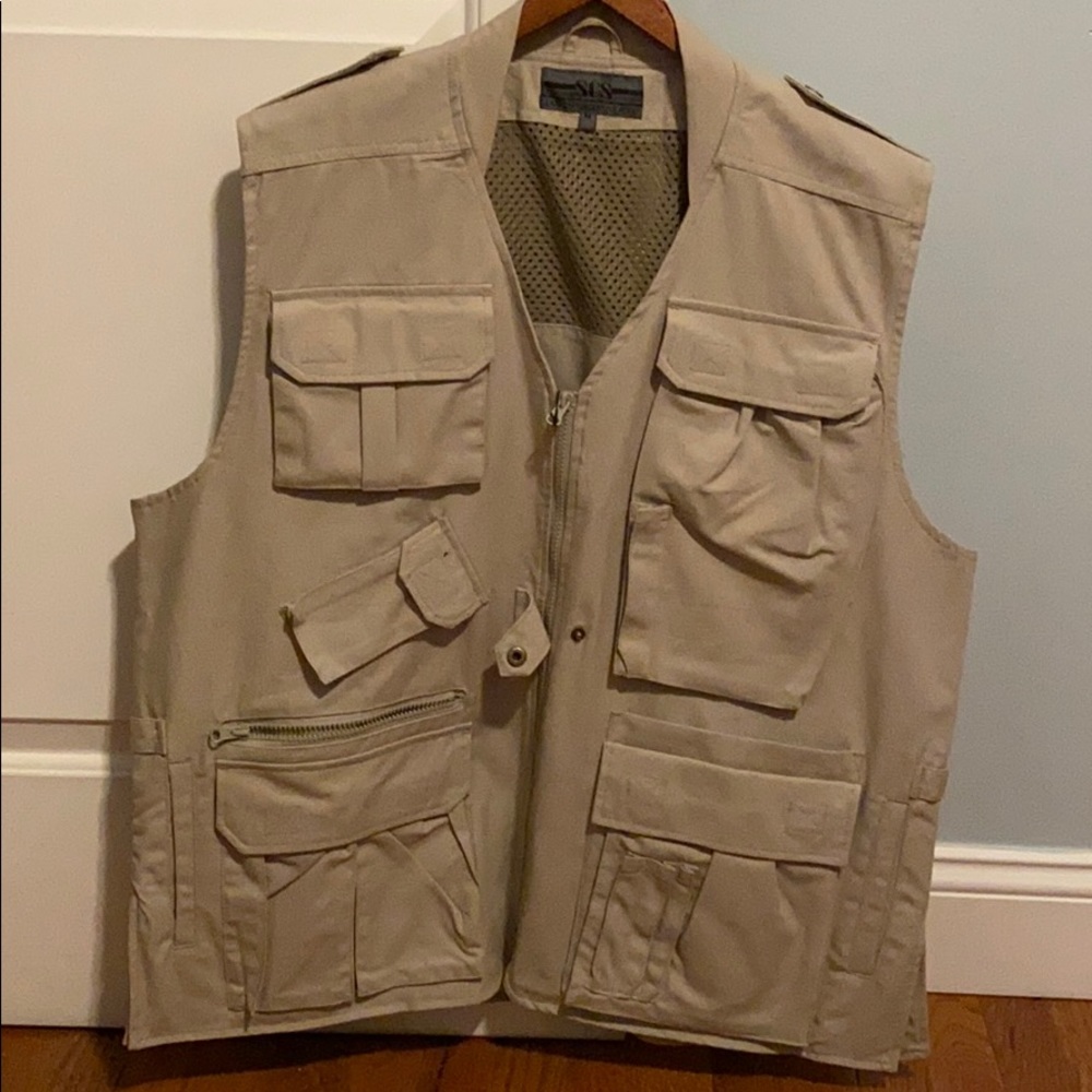 Hunting/range vest